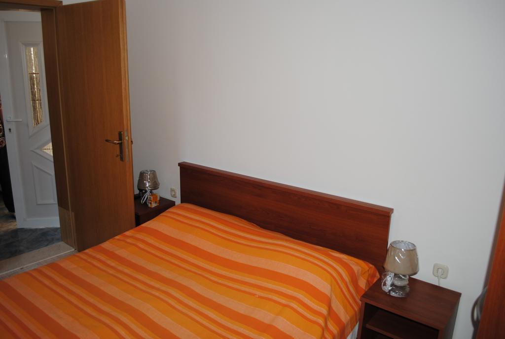 Apartments Kairos - Bili 9 Kaštela Zimmer foto